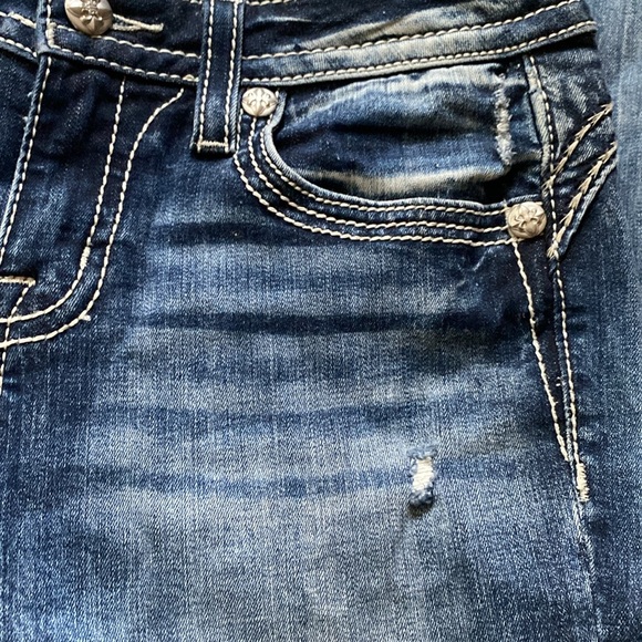 Miss Me Jeans - Picture 7 of 8